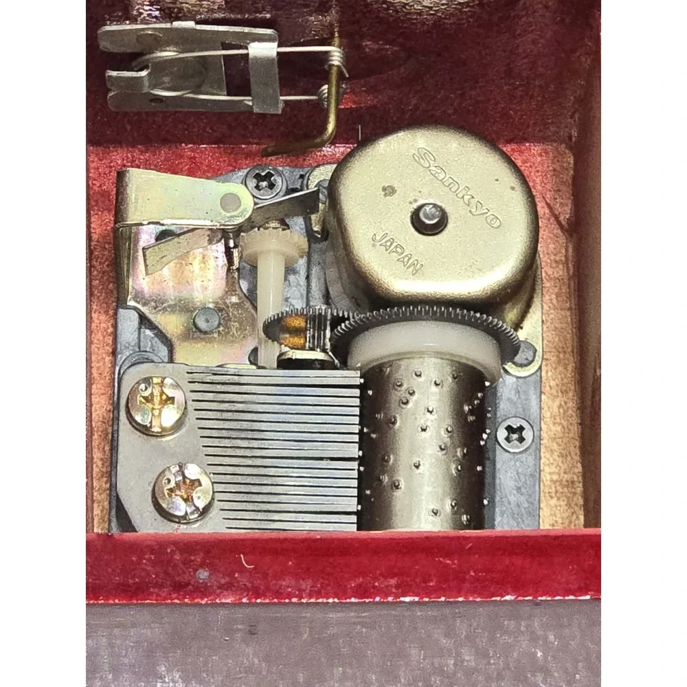 🌼 Westland Invitation To The Dance Music Box Sankyo‎ Japan 🌼